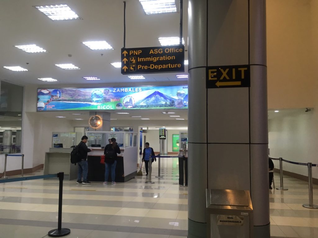 クラークラ国際空港のイミグレーション