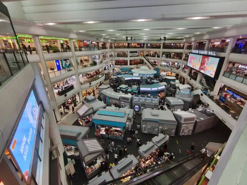 シーコンスクエア催事場