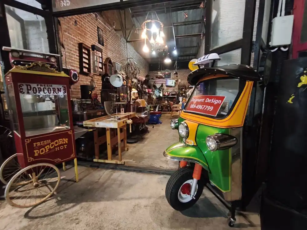 アンティークエリア