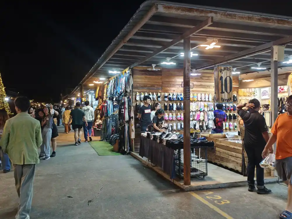 シーナカリンナイトマーケット