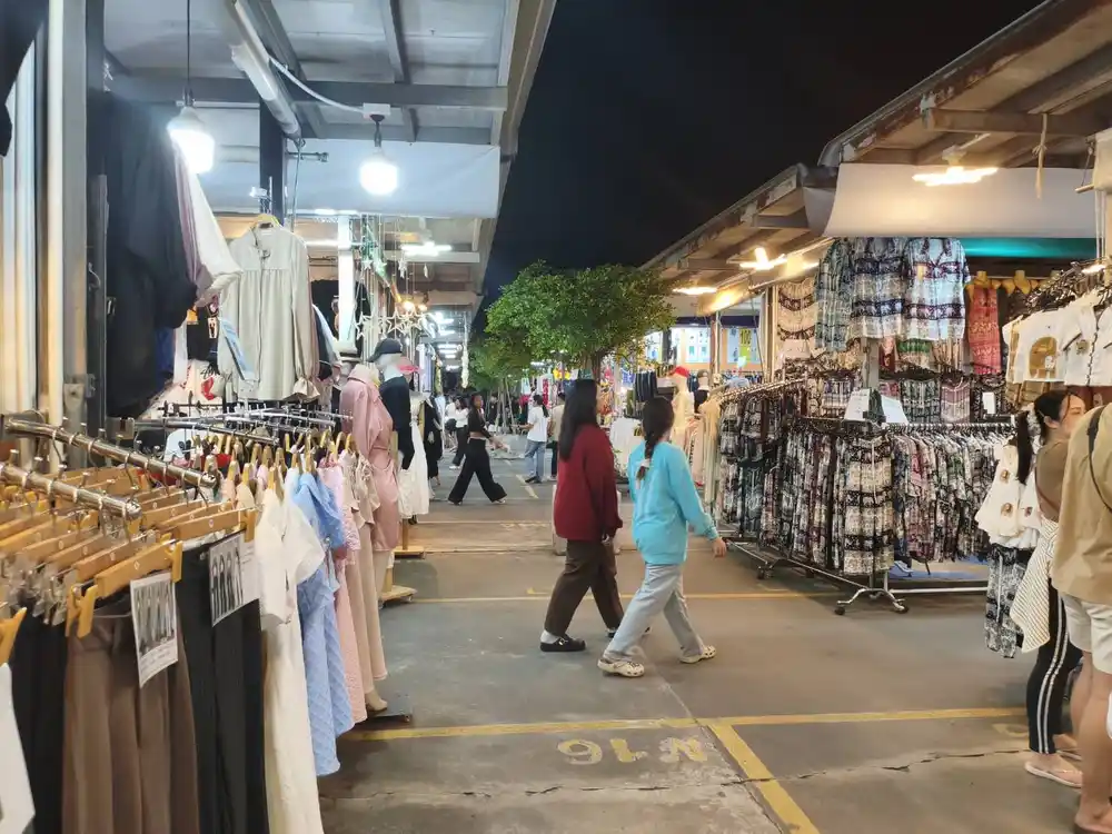 シーナカリンナイトマーケット