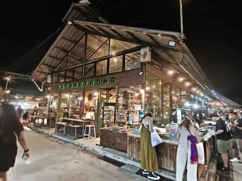 シーナカリンナイトマーケット