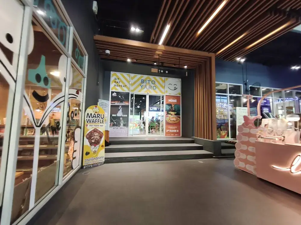 Habitoモールフードコート入口