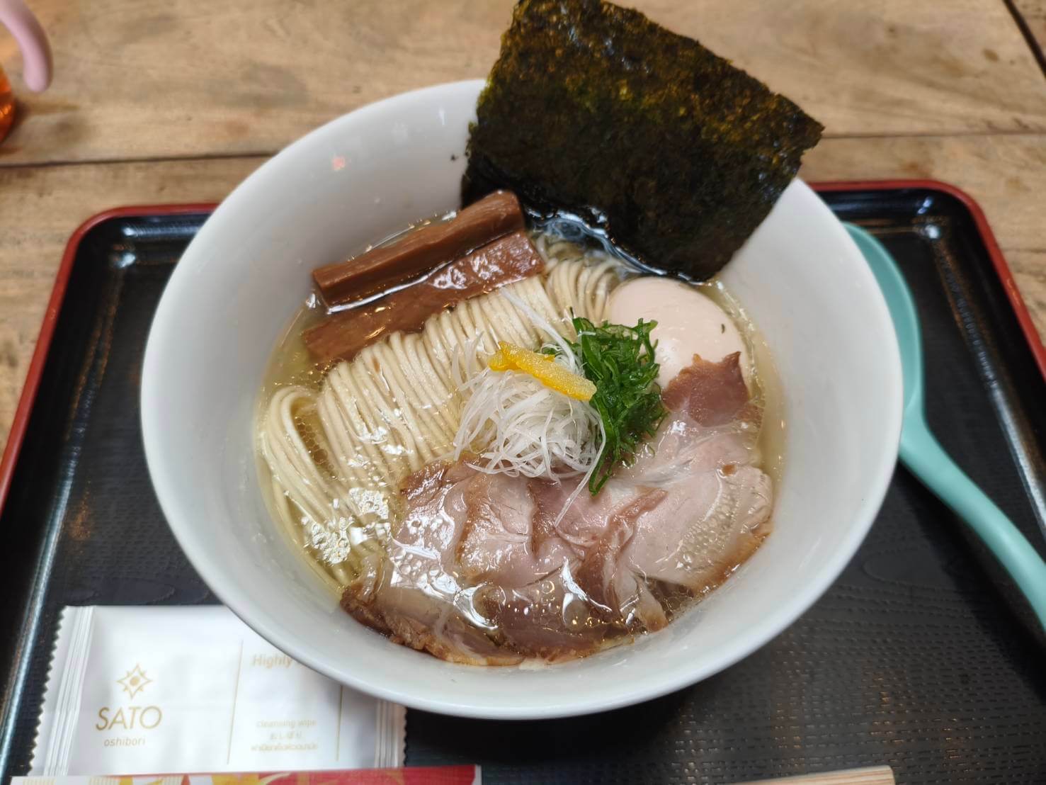 SHOYU STAND by No Name Noodleの潮ラーメン