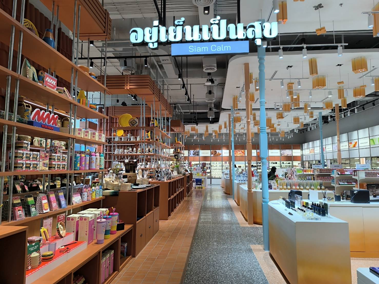 OneBangkokのお土産屋「SARAPAD THAI」