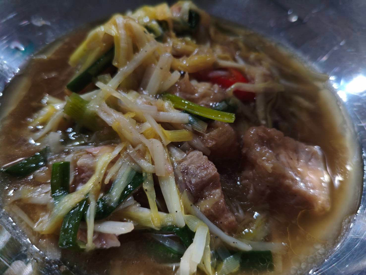 黄ニラの炒め物