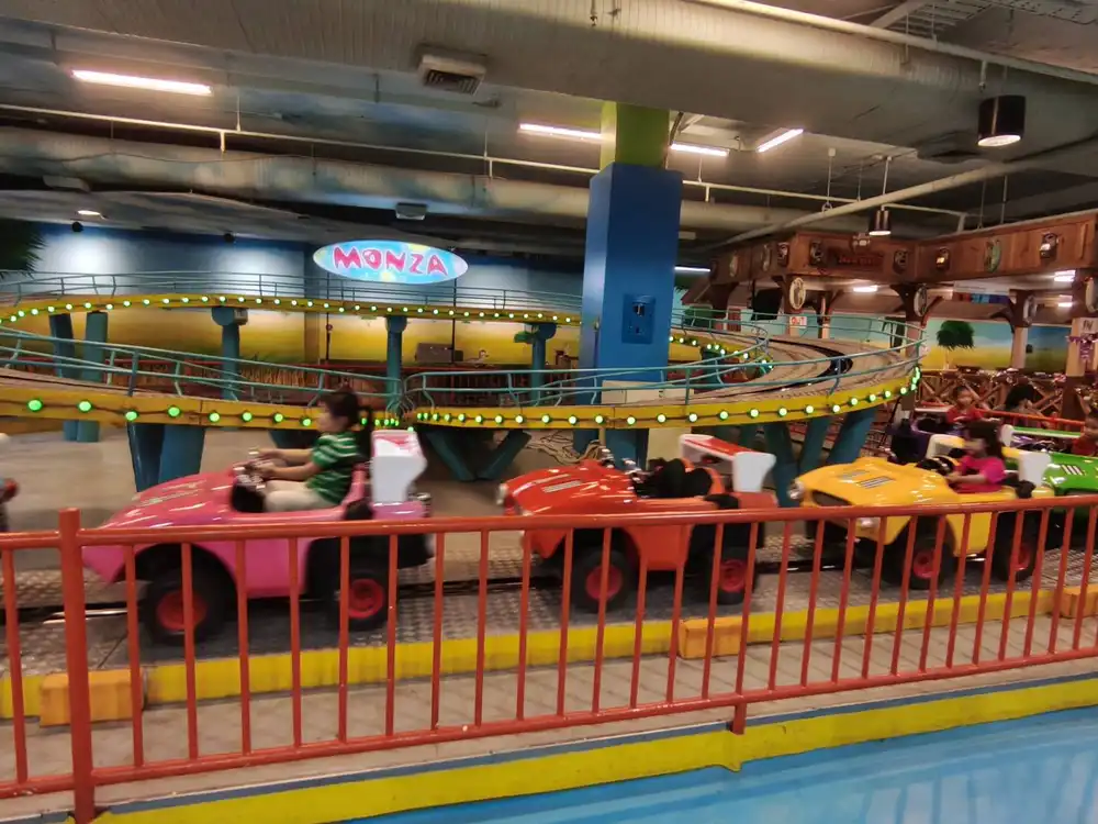 ヨーヨーランド