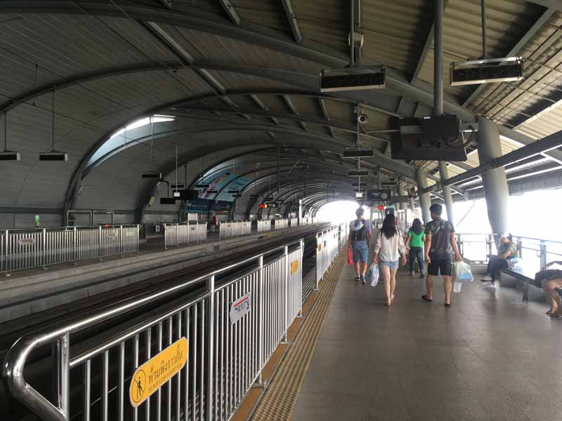 エアポートレイルリンクのホーム