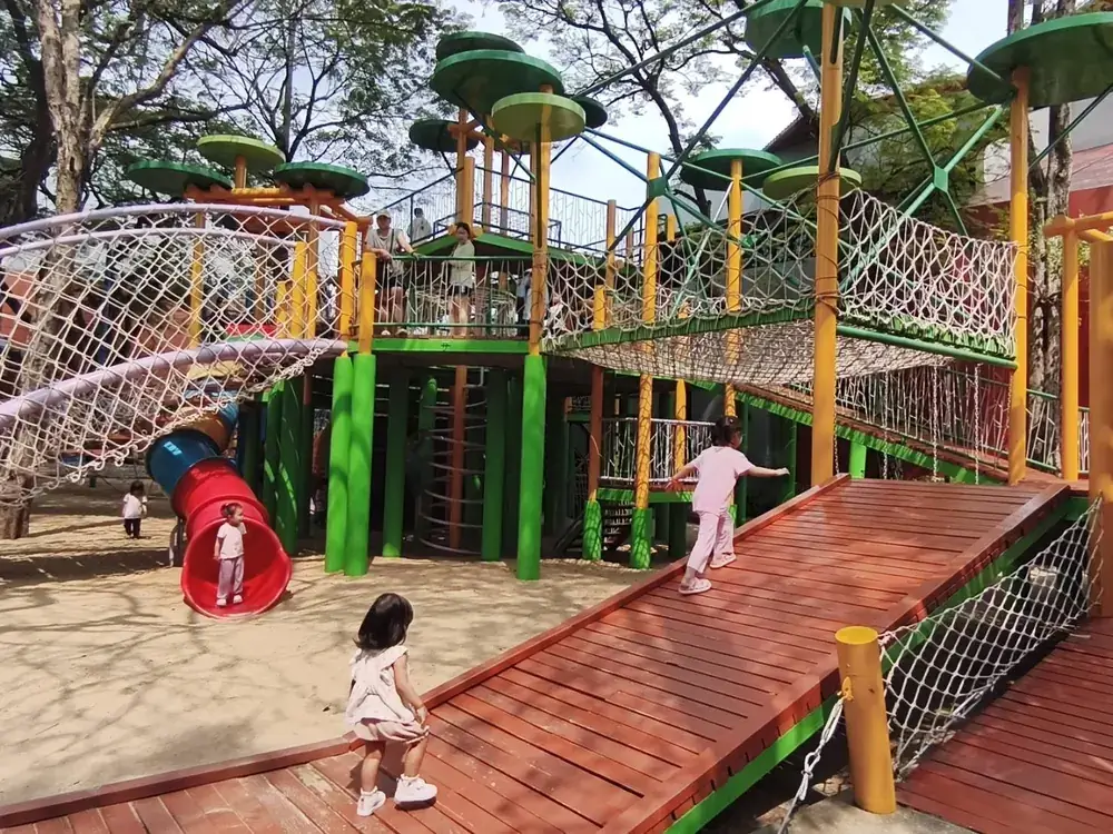 アスレチックコーナー