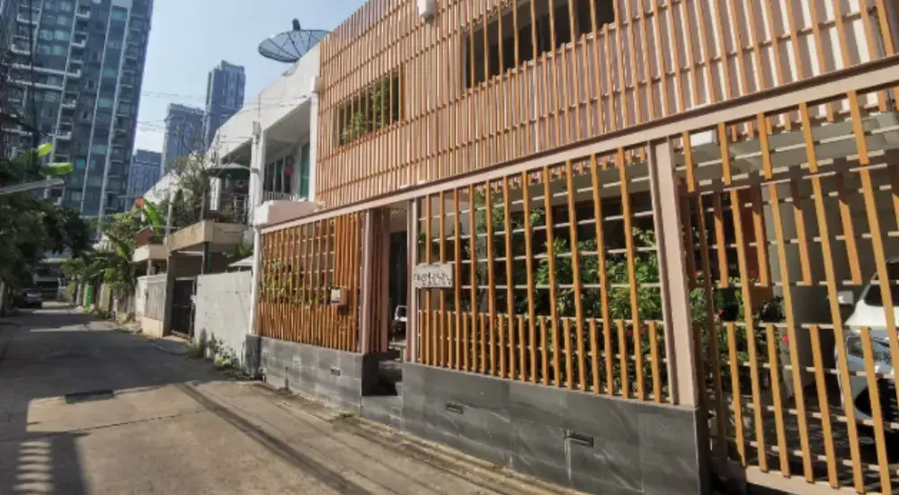 エカマイのカフェ