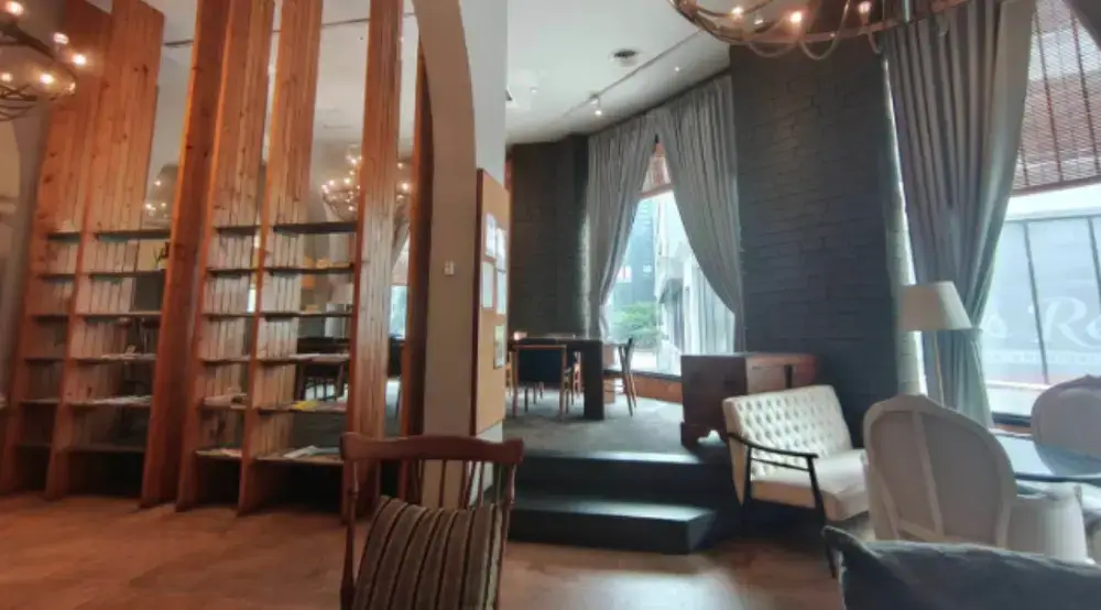 エカマイのハイドアウェイカフェ