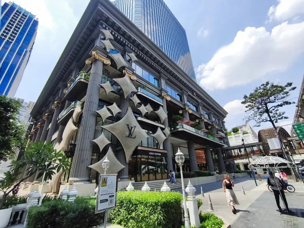 チットロムのGaysorn Amarin