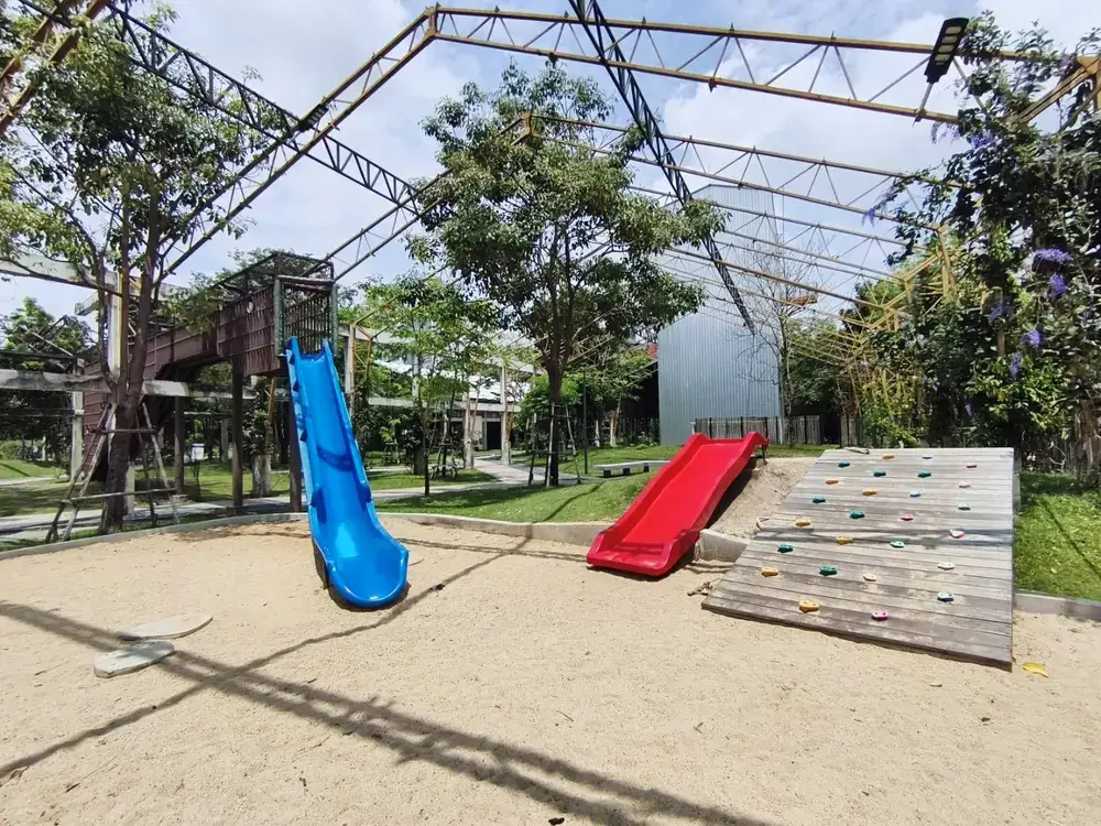 ベンジャキティ公園の子どもの遊び場スポット