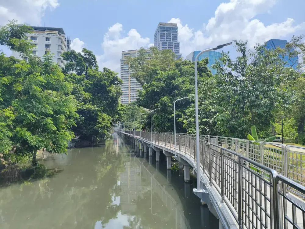 グリーンマイル遊歩道