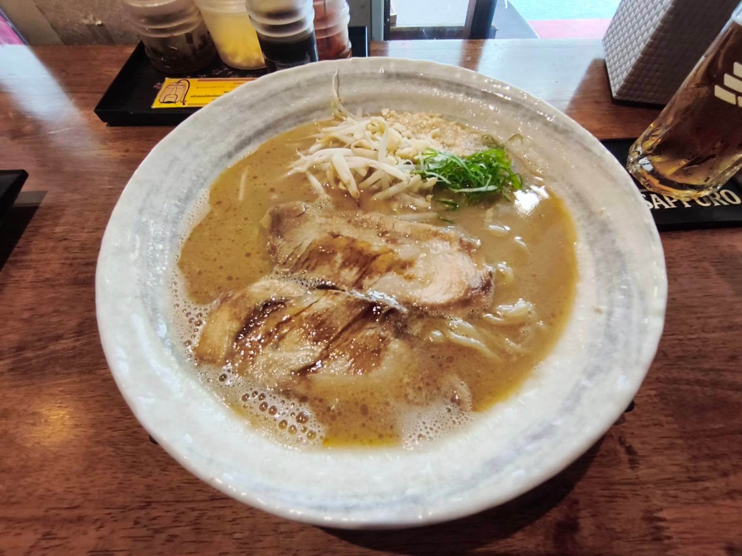 天洋ラーメンの豚骨醤油ラーメン