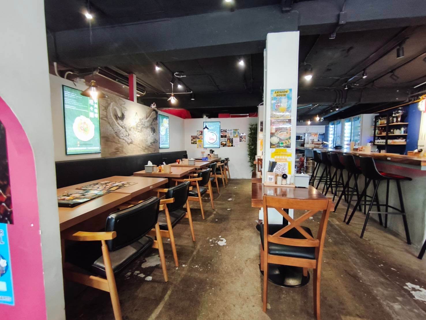 天洋ラーメン ナナ店 の店内
