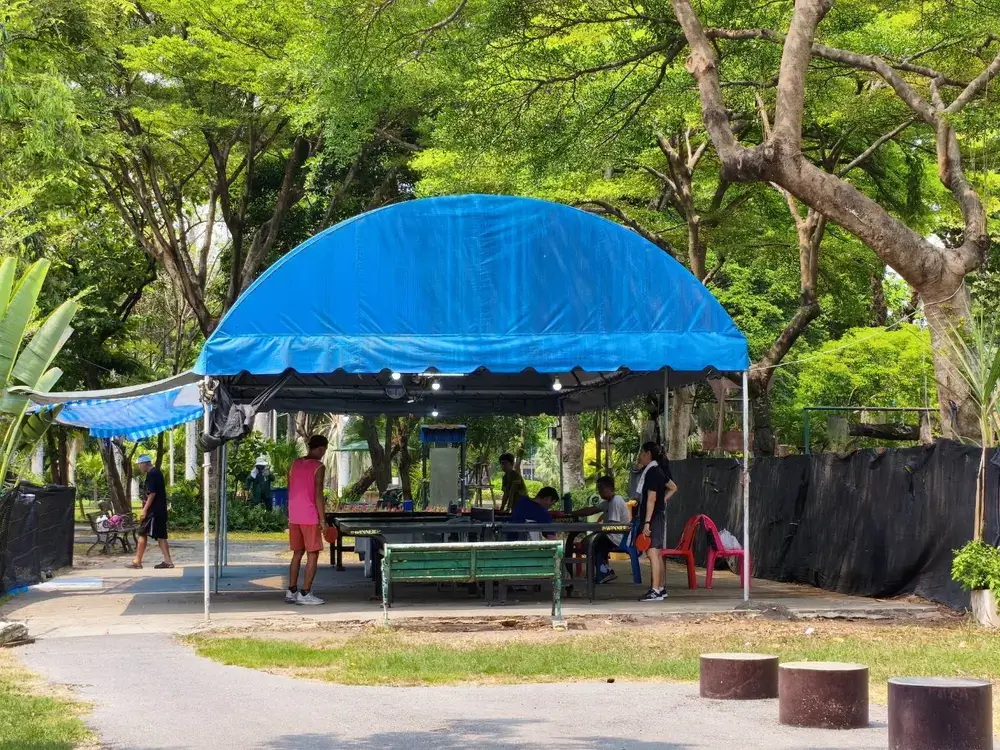 トンブリーロム公園の卓球場