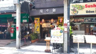 プロンポンの担々麺の外観