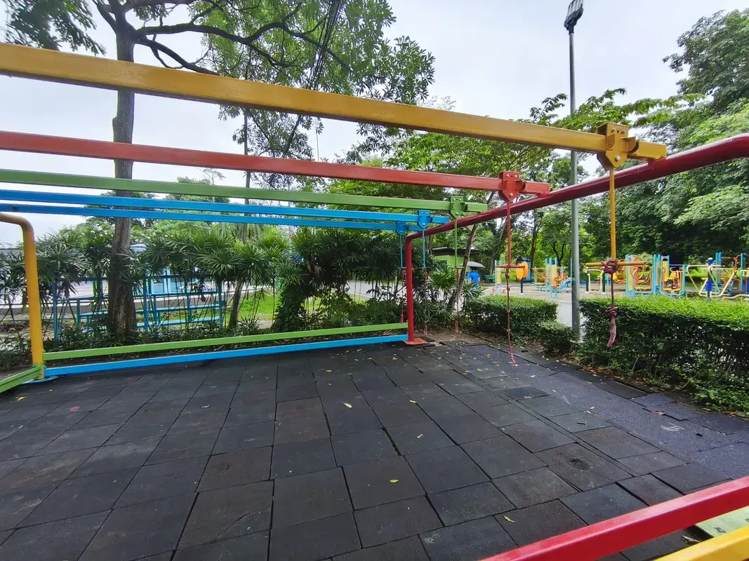 ワチラベンチャタート公園のジップライン