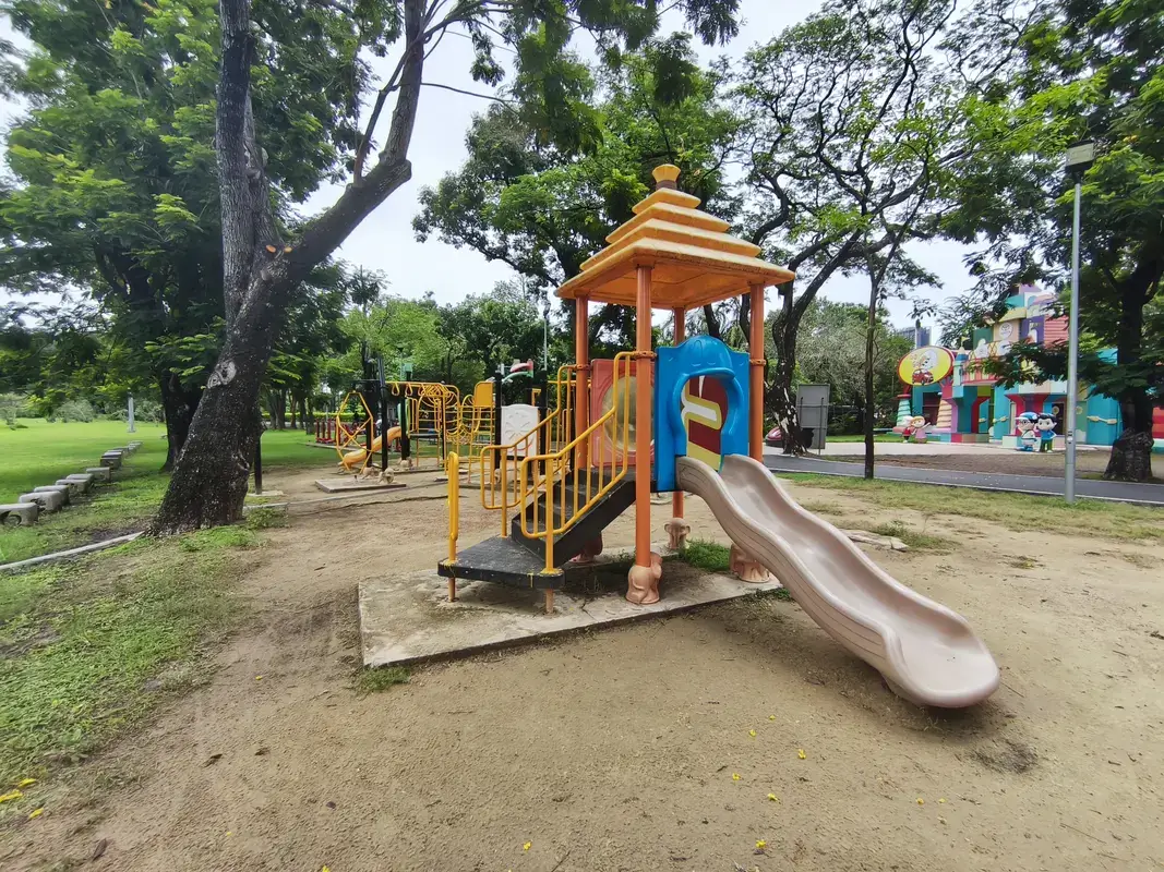 ワチラベンチャタート公園
